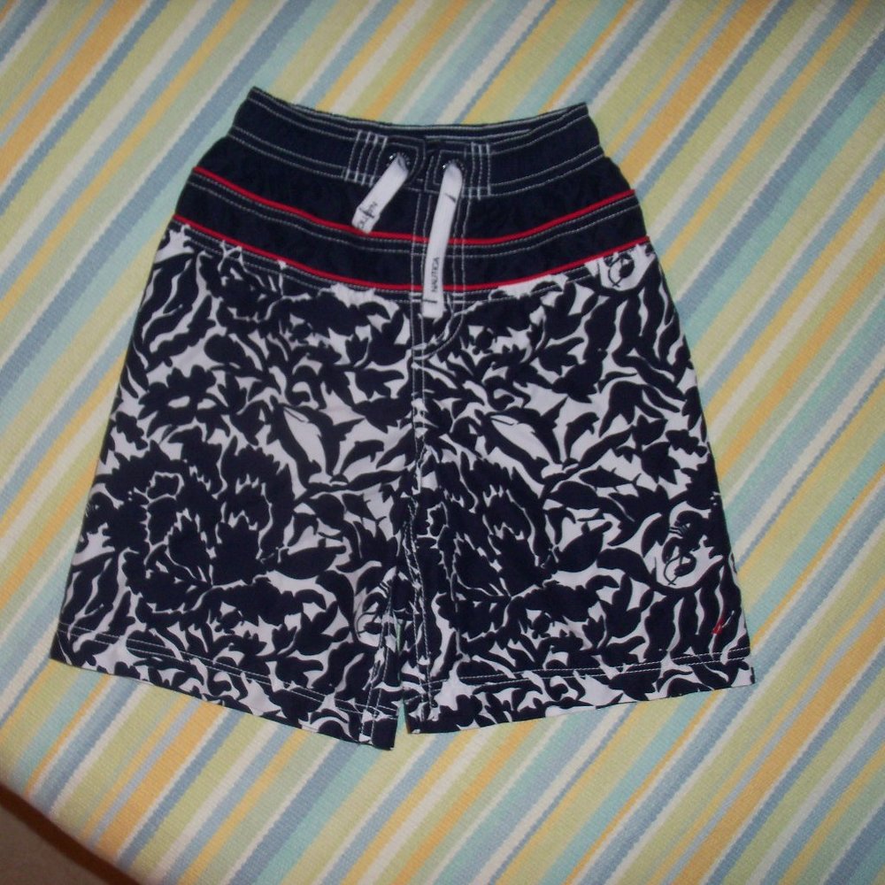 Boy's Nautica Hawaiian swim shorts 7